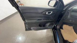 JEEP Compass usata, con Cruise Control