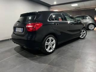 MERCEDES-BENZ A 180 usata, con Alzacristalli elettrici