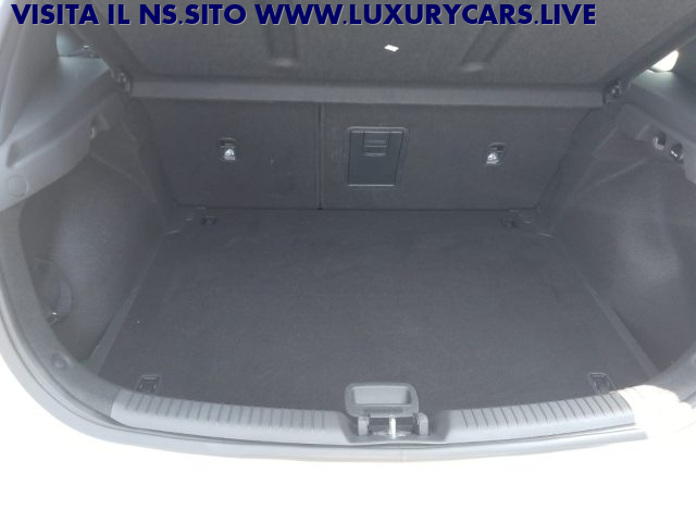 HYUNDAI i30 usata, con Fari LED