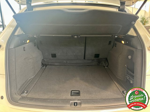 AUDI Q5 usata, con USB