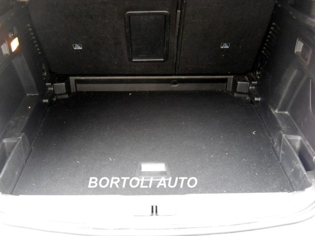 PEUGEOT 3008 usata, con Fendinebbia