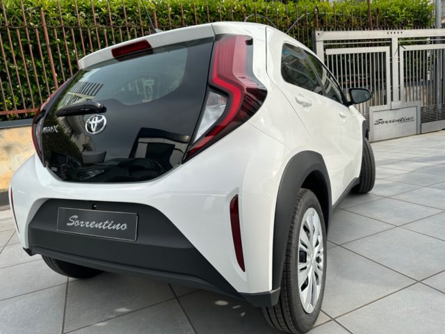 TOYOTA Aygo X usata, con Fari LED