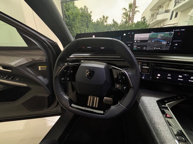 PEUGEOT 3008 usata, con USB