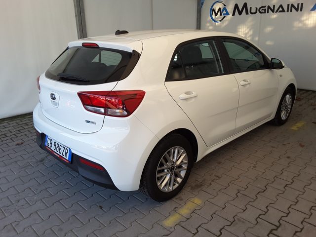 KIA Rio usata, con Fendinebbia