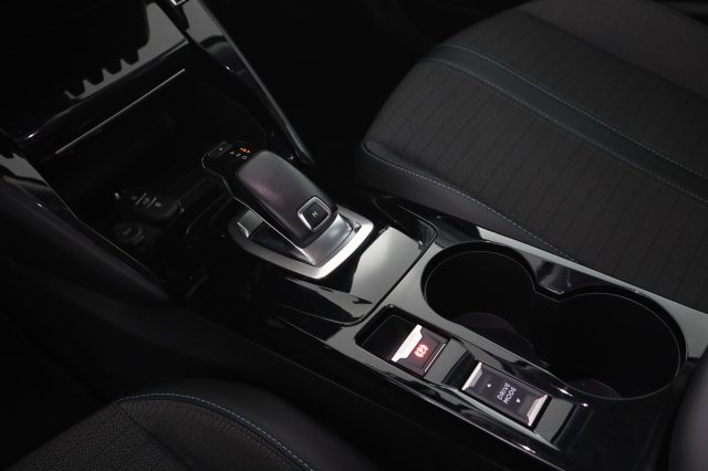 PEUGEOT 2008 usata 12