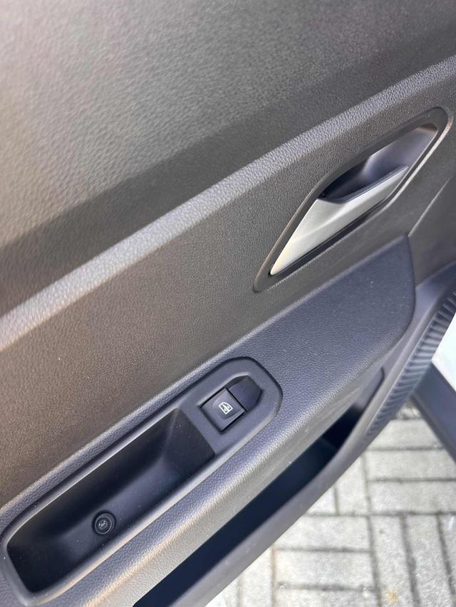 DACIA Duster usata 25