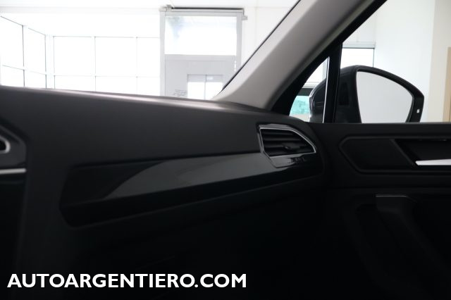 VOLKSWAGEN Tiguan usata, con Controllo automatico clima