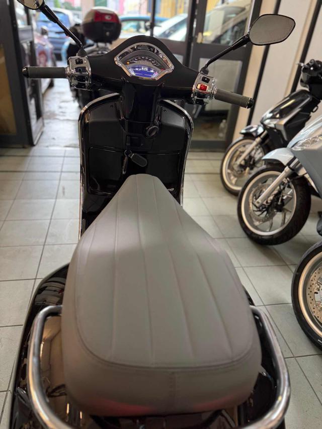 PIAGGIO Vespa GTS 300 Super usata 6