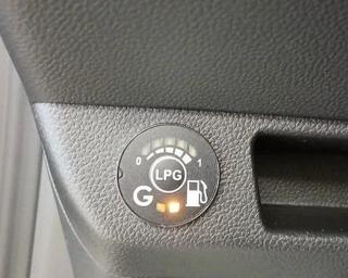 RENAULT Clio usata, con Autoradio