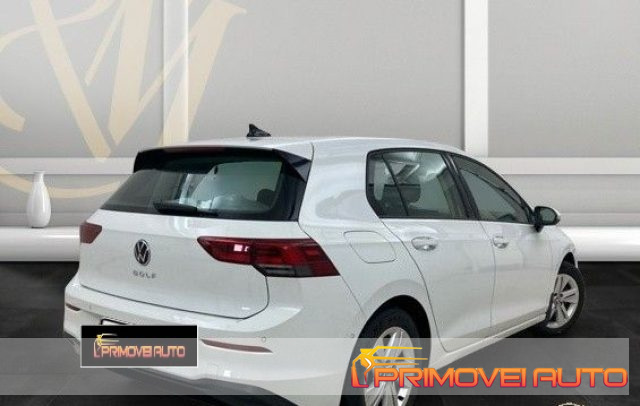 VOLKSWAGEN Golf usata, con Autoradio