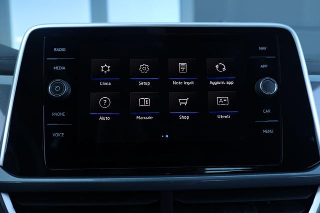 VOLKSWAGEN T-Roc usata, con Vivavoce