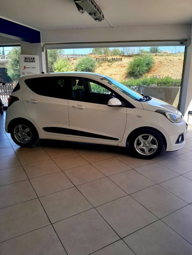 HYUNDAI i10 usata, con Airbag Passeggero