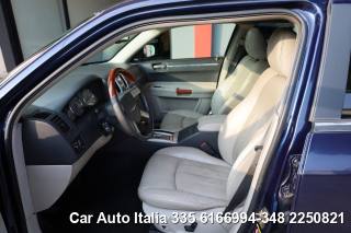CHRYSLER 300C usata, con Autoradio
