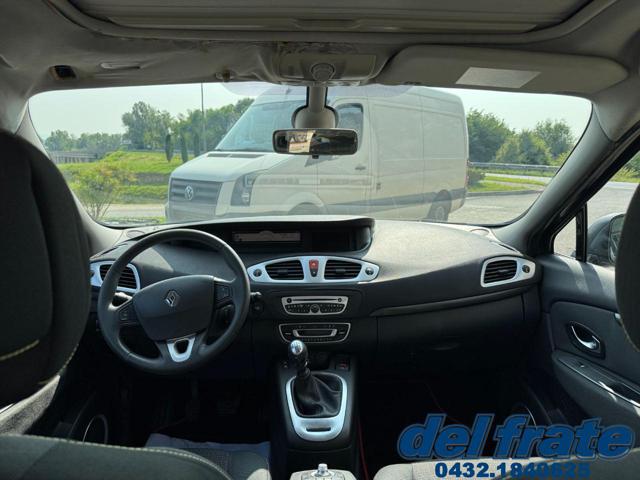 RENAULT Scenic usata, con Controllo automatico clima