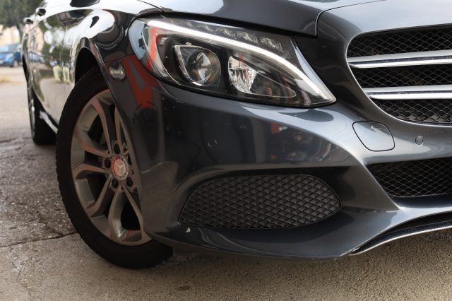 MERCEDES-BENZ C 200 usata 105