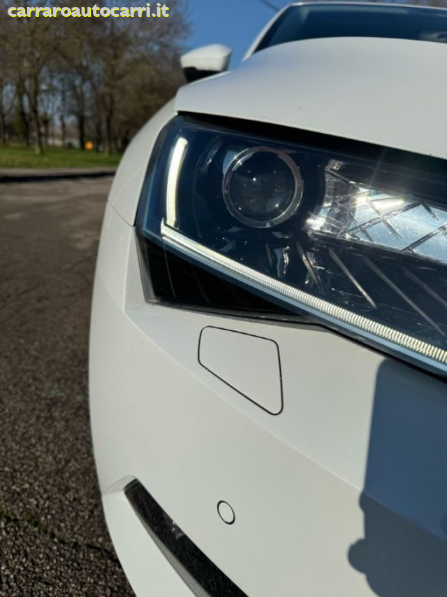 SKODA Superb usata, con Alzacristalli elettrici