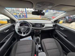 KIA Stonic usata, con Autoradio