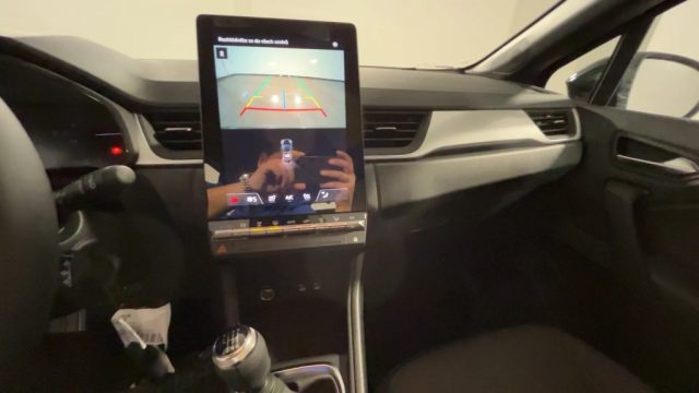 RENAULT Captur usata, con Autoradio digitale