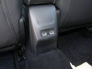 PEUGEOT 2008 usata, con Luci diurne