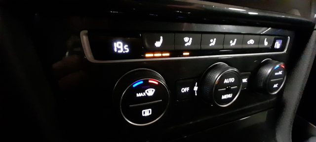 VOLKSWAGEN e-Golf usata 24
