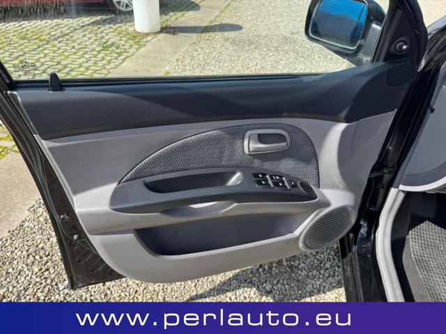 KIA Picanto usata, con Autoradio