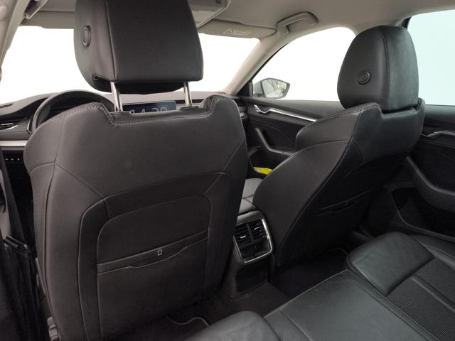 SKODA Octavia usata, con Fari LED