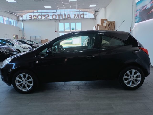 OPEL Corsa usata, con Chiusura centralizzata