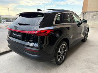 AUDI Q5 usata, con Alzacristalli elettrici