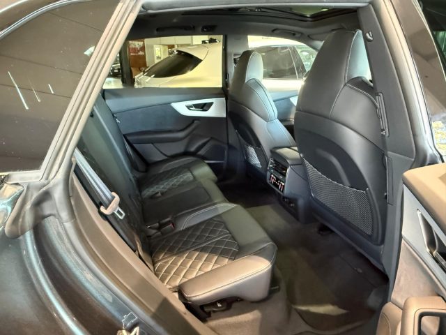 AUDI Q8 usata, con Fendinebbia