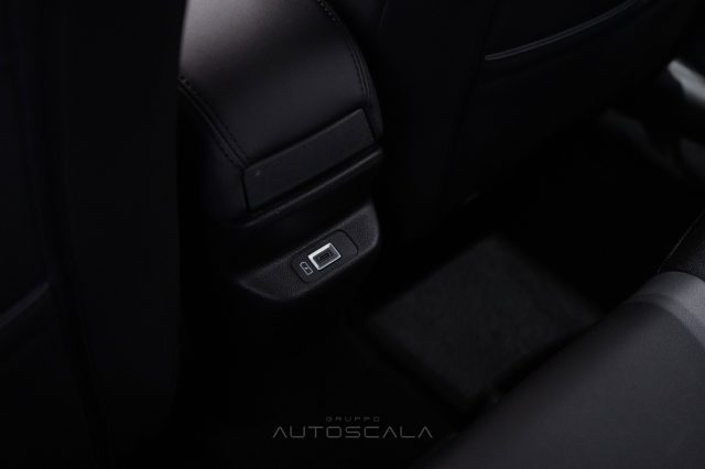JEEP Avenger usata 27