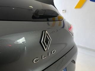 RENAULT Clio usata, con Alzacristalli elettrici
