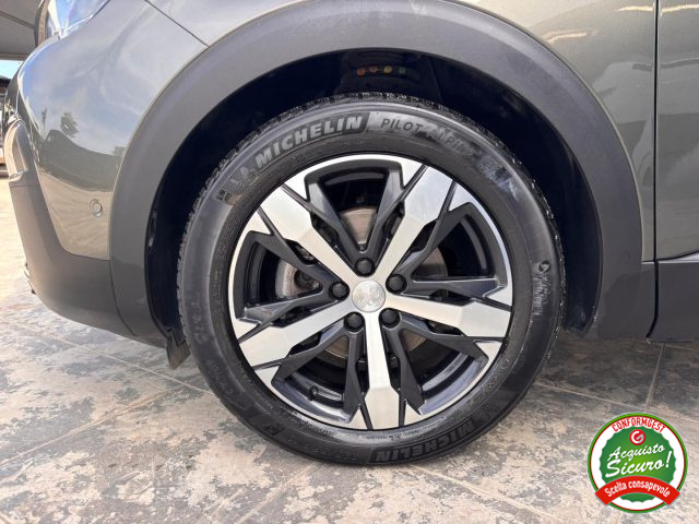 PEUGEOT 3008 usata, con Leve al volante