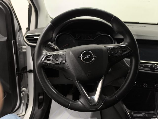 OPEL Crossland usata, con Sedile posteriore sdoppiato