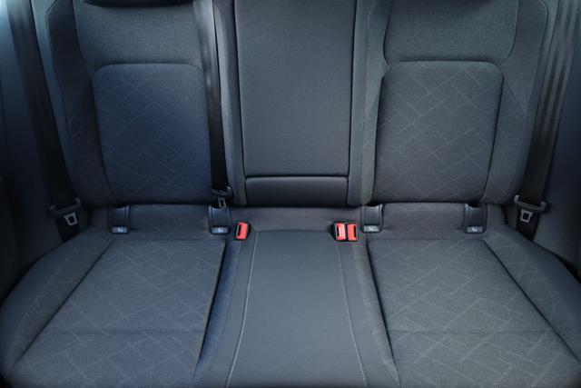 VOLKSWAGEN Golf Variant usata, con ESP