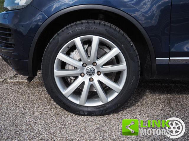 VOLKSWAGEN Touareg usata, con Interni in pelle