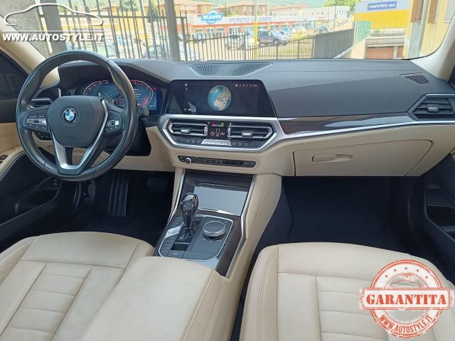 BMW 320 usata, con Apple CarPlay