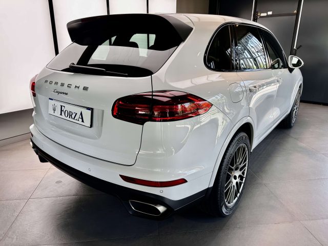 PORSCHE Cayenne usata, con Antifurto