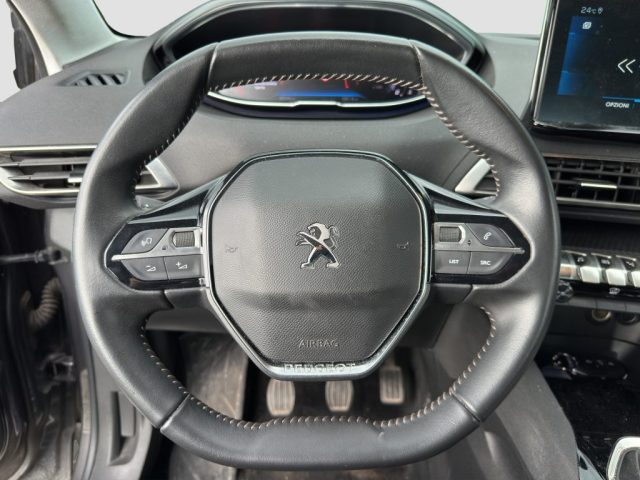 PEUGEOT 3008 usata 9