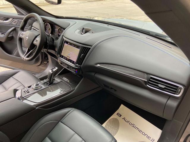 MASERATI Levante usata, con Fendinebbia
