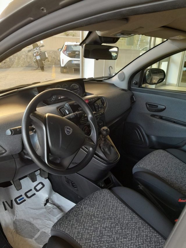 LANCIA Ypsilon usata, con Servosterzo