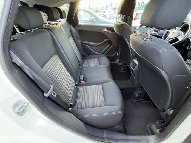 MERCEDES-BENZ B 180 usata, con Boardcomputer