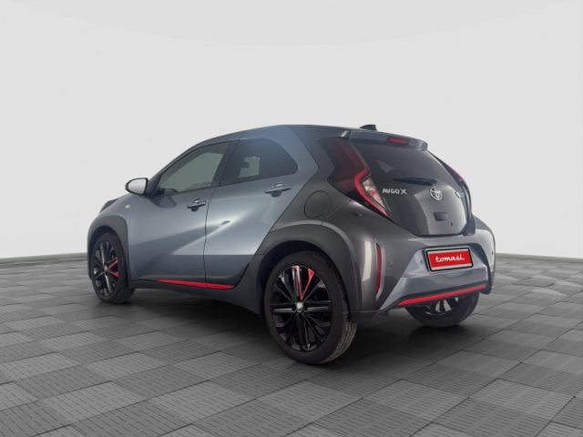 TOYOTA Aygo X usata 2