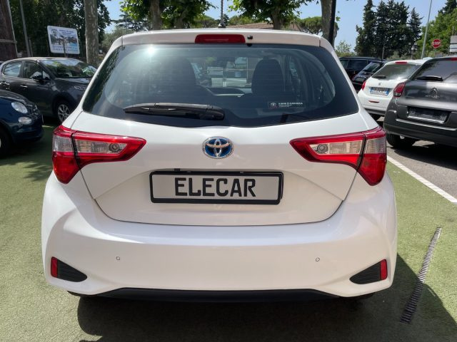 TOYOTA Yaris usata, con Autoradio