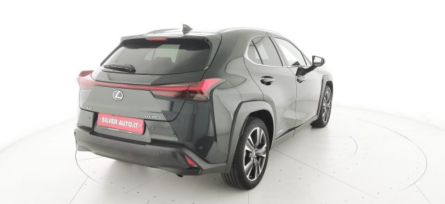 LEXUS UX 250h usata, con Servosterzo