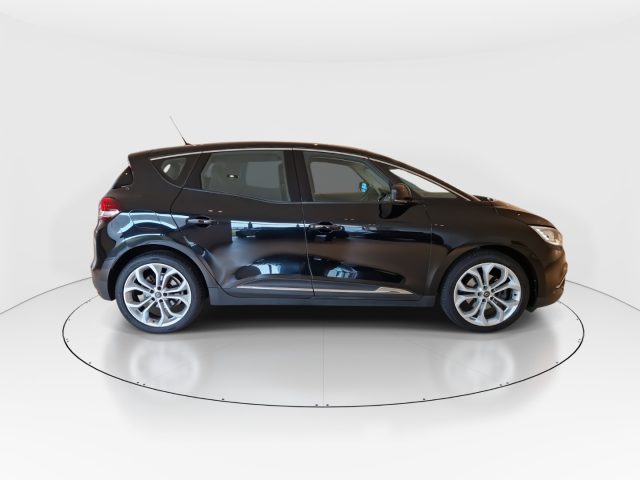 RENAULT Scenic usata, con Airbag