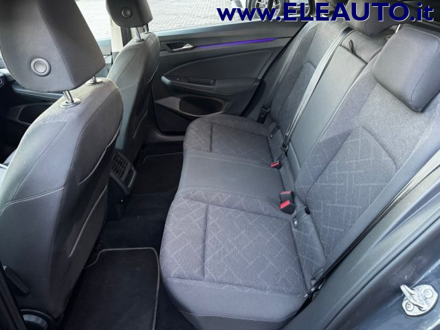 VOLKSWAGEN Golf Variant usata, con Leve al volante