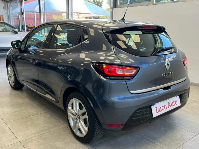 RENAULT Clio usata, con Autoradio