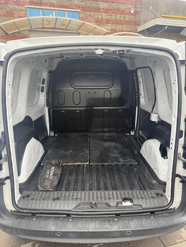 RENAULT Kangoo usata, con Servosterzo