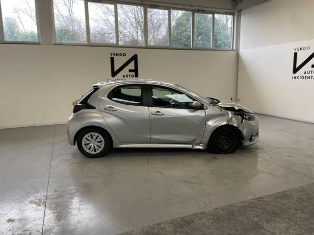 TOYOTA Yaris usata, con Cruise Control
