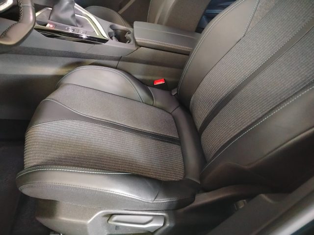 PEUGEOT 3008 usata 18